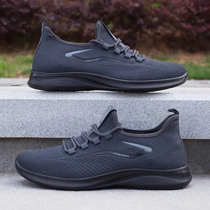 Pace Pro Sneakers