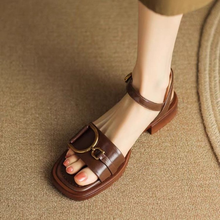 Julia Retro Sandals