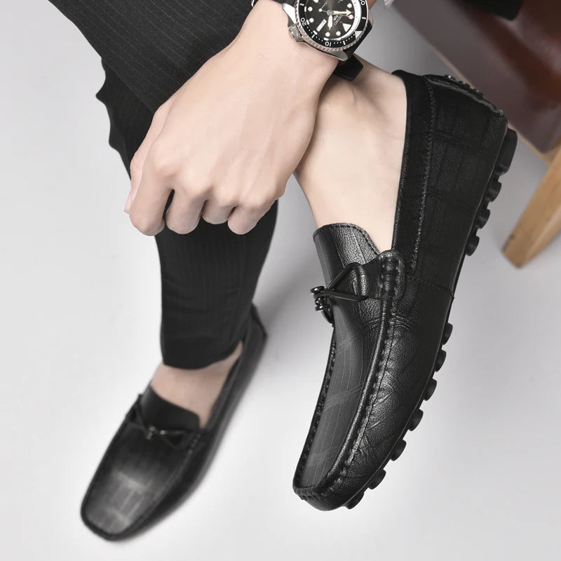 Vittori Genuine Leather Loafer