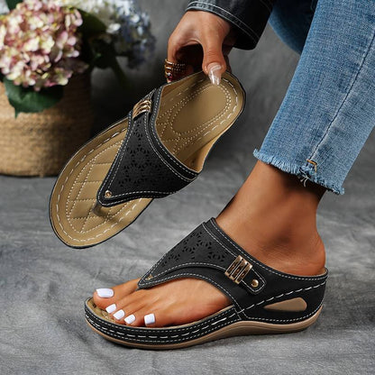 Eleganza Buckle Sandals