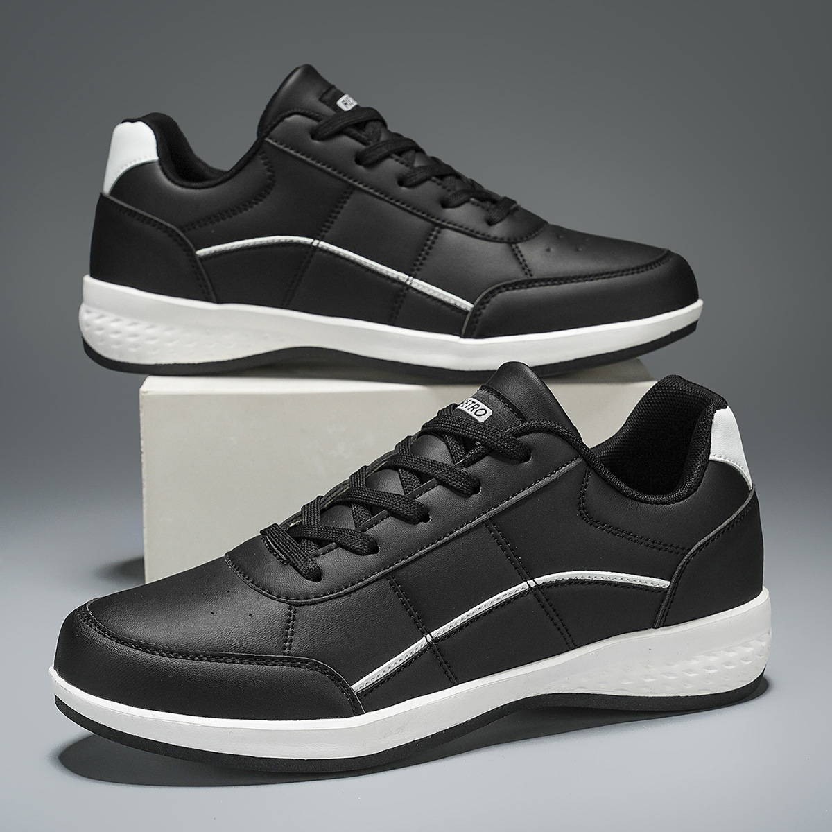 Lars Sneakers