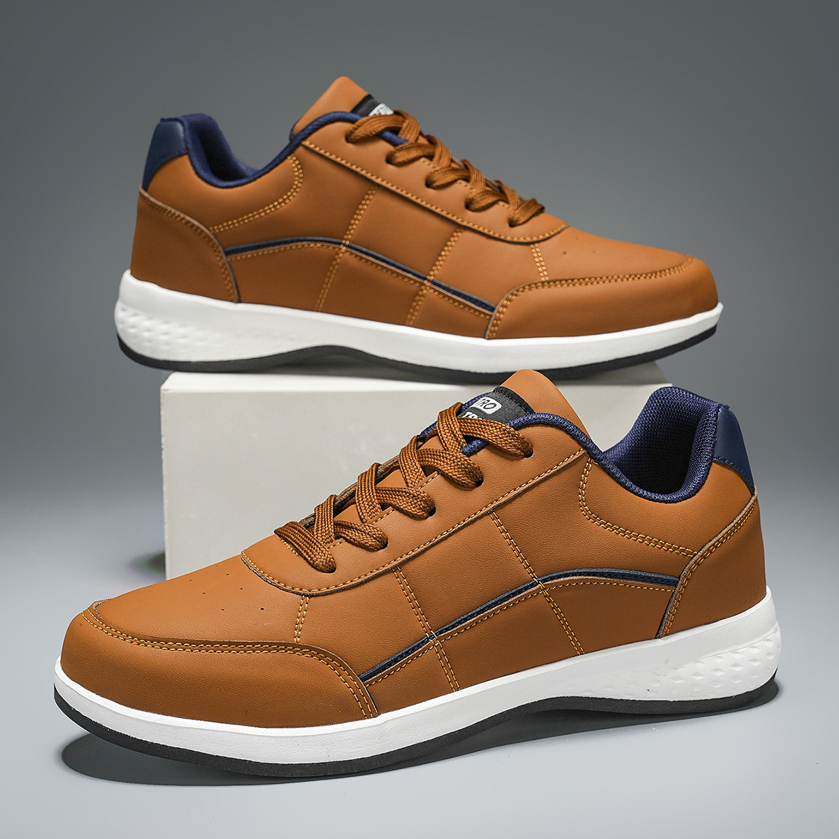 Lars Sneakers