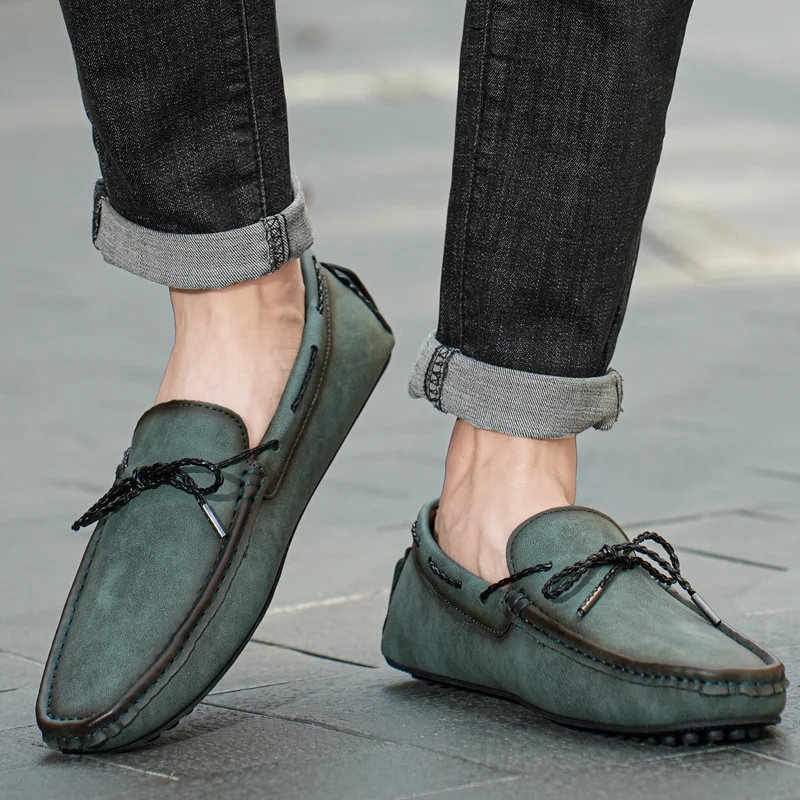 The Vittorino Leather Moccasin